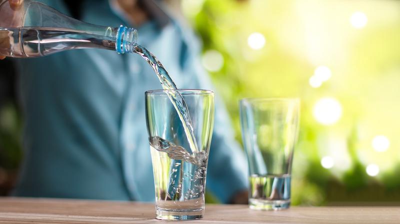 Stay Hydrated | How to look after your vocal chords | Elevate